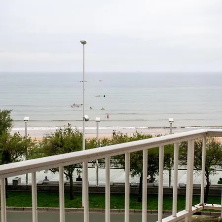 Gran En Primera Linea De Playa * Gijon