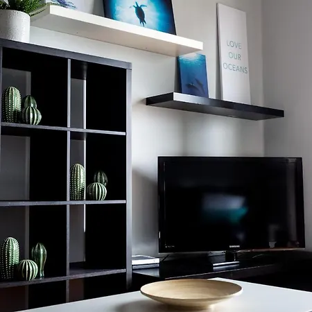 Gran En Primera Linea De Playa * خيخون