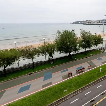 Gran En Primera Linea De Playa Gijon