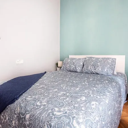 Gran En Primera Linea De Playa Apartment Gijon