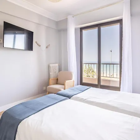 Gran En Primera Linea De Playa Apartment