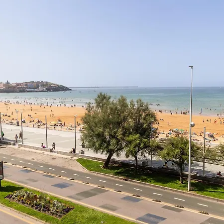 Gran En Primera Linea De Playa * Gijon