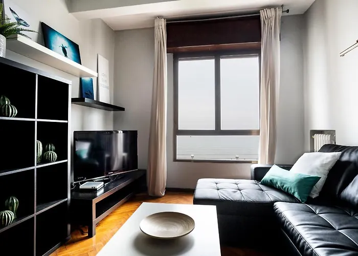 Apartment Gran En Primera Linea De Playa Gijon