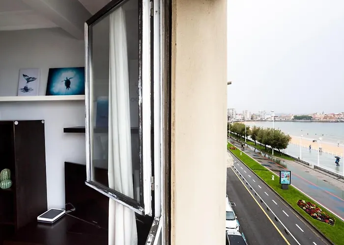 Gran En Primera Linea De Playa Gijon